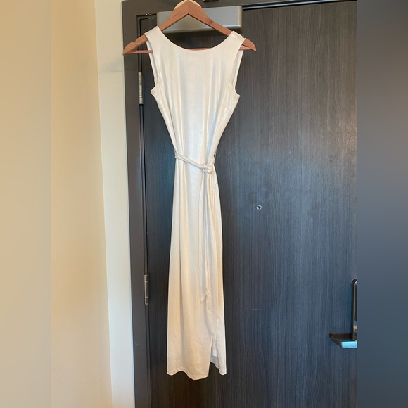 Dress The Population - Karlie Sleeveless Body-Con Midi Cocktail Dress - White - Picture 5 of 7